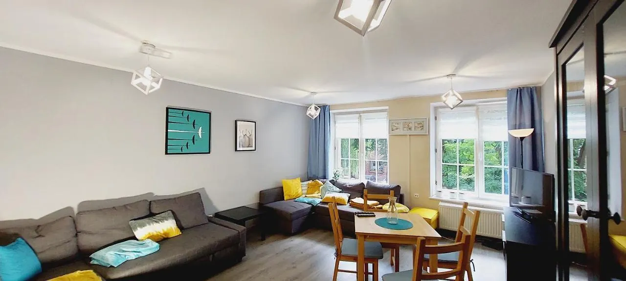 Central Apartments Dluga 2 location